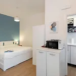 Lomellina 13 * Milaan